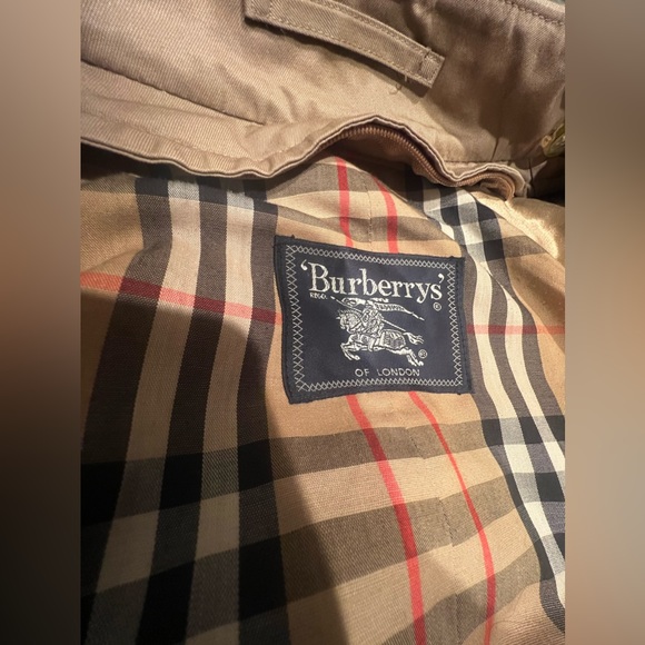 VINTAGE Burberry trench - Picture 5 of 13
